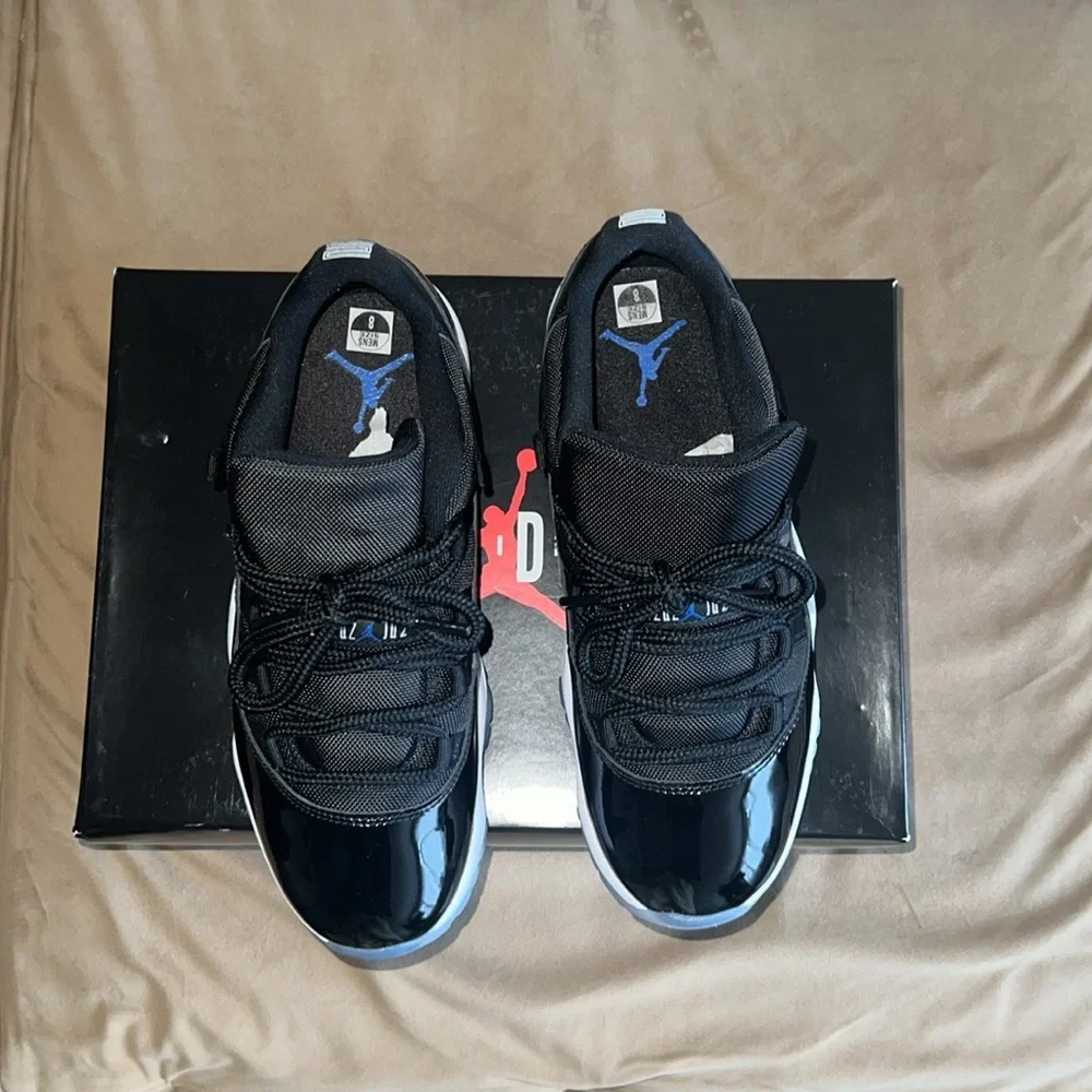 JORDAN 11 RETRO LOW 'SPACE JAM' Men Size 8 - Picture 7 of 10